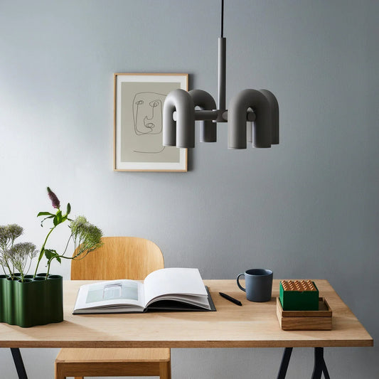 Skulpturel pendellampe med moderne design