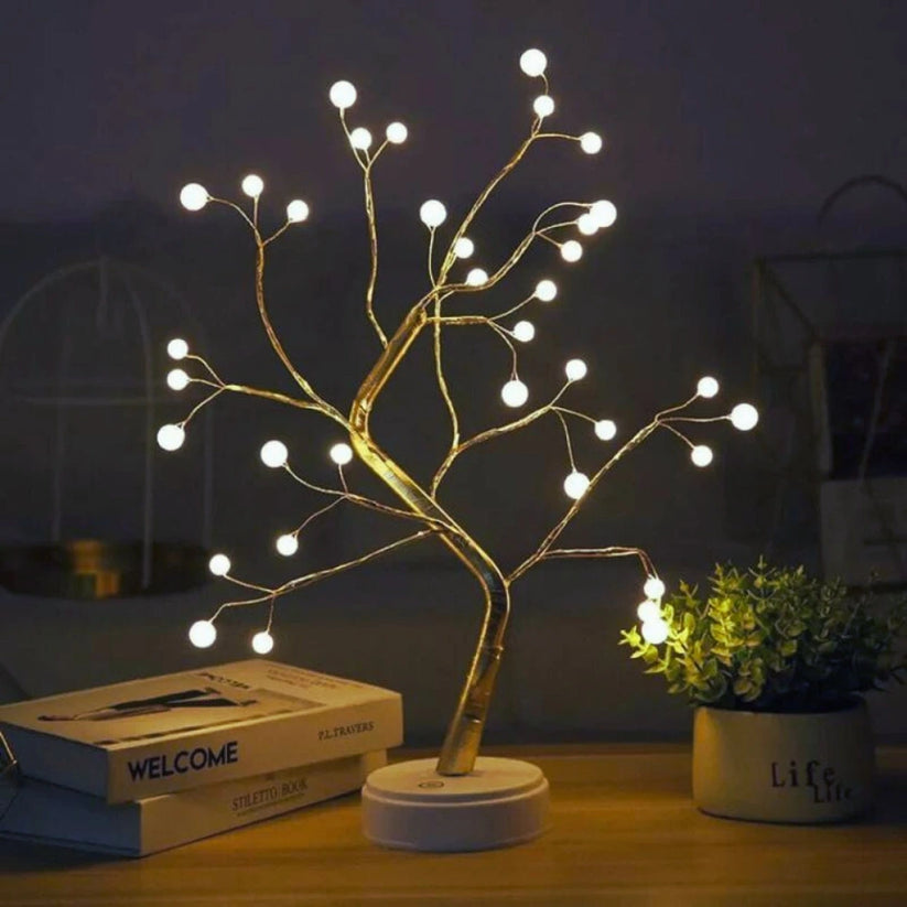 Dekorativt LED-træ med varme hvide lys
