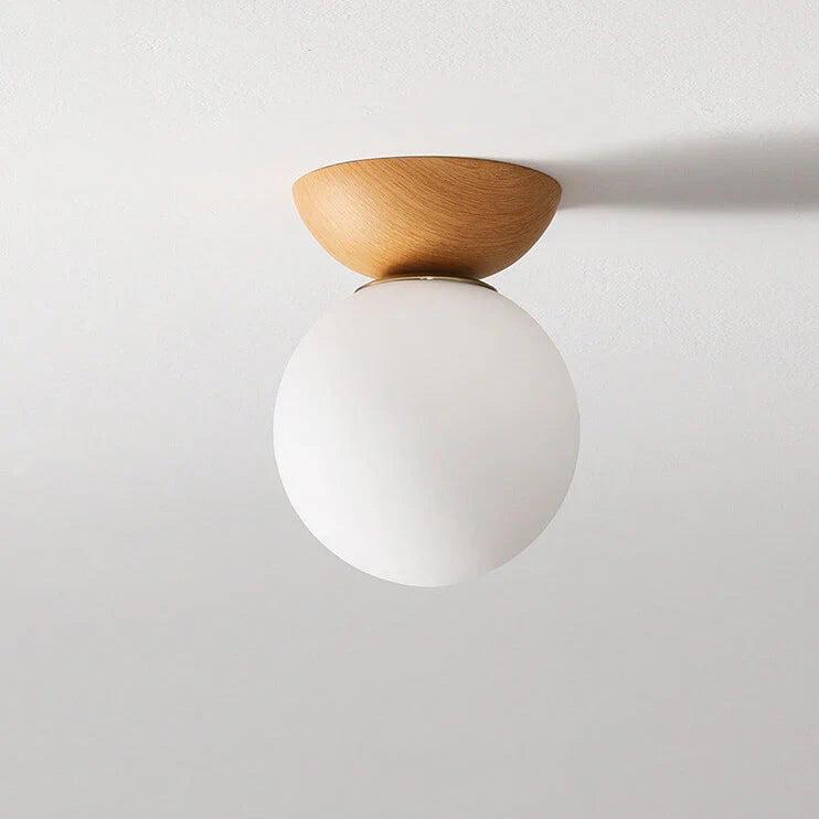 Moderne loftlampe i japansk stil med træbund – minimalistisk kugle