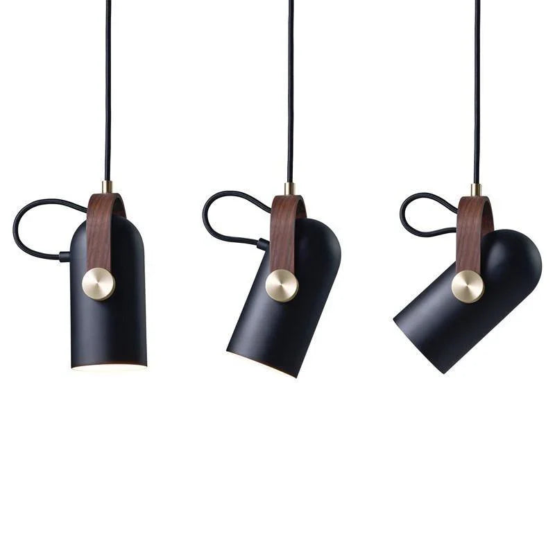 Moderne pendellampe med trædetalje og metalskærm – loft-stil