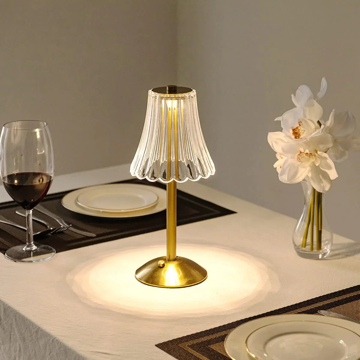 Elegant bordlampe med krystalskærm og touch-funktion – USB-C opladning