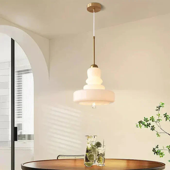 Pendellampe i Mælkeglas – Bauhaus Design