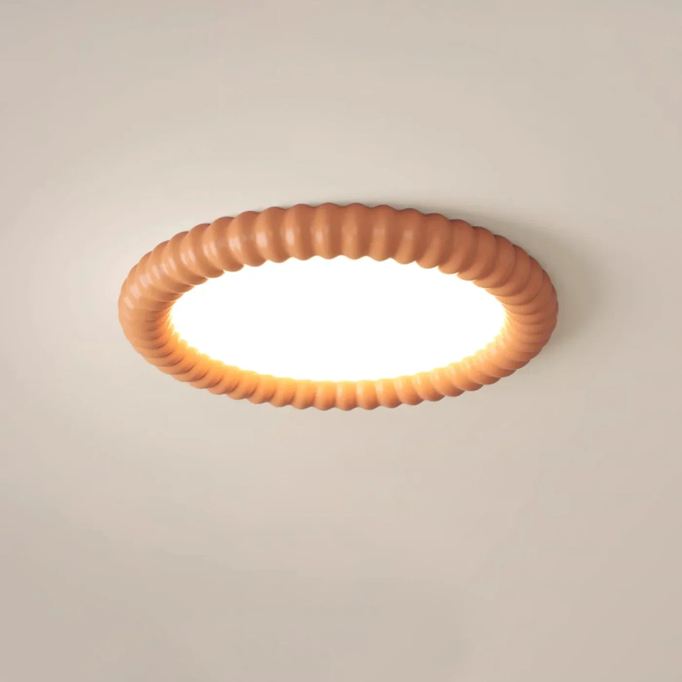 Moderne loftlampe med LED og dekorativ bølgeramme