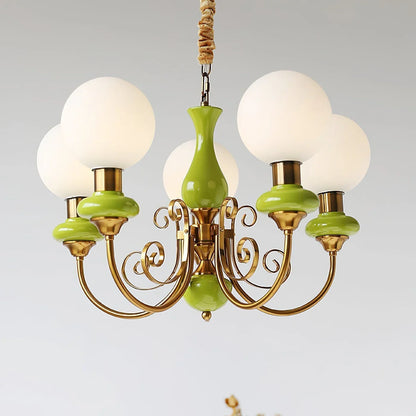 Elegant retro lysekrone med grønne detaljer