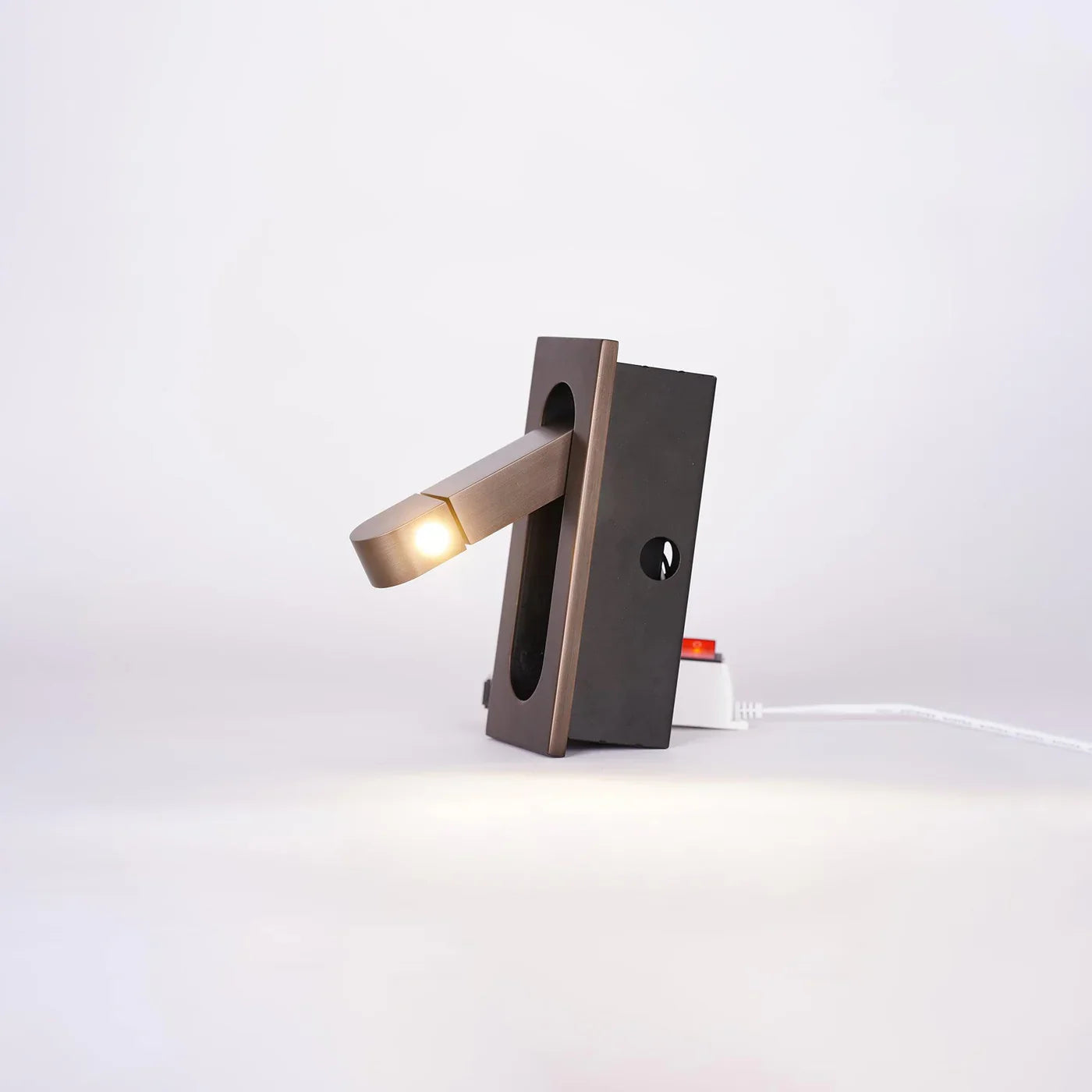 Moderne justerbar LED væglampe til læsning