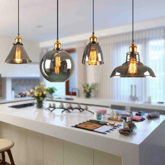 Industriel retro pendellampe med røget glas