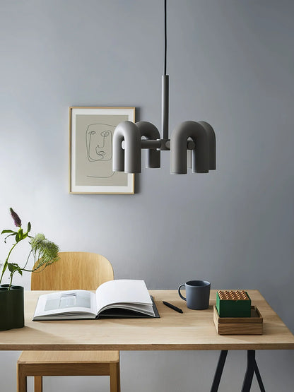 Skulpturel pendellampe med moderne design