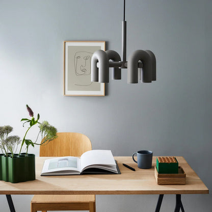 Skulpturel pendellampe med moderne design