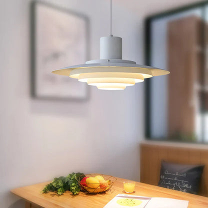 Retro pendellampe i aluminium med lagdelt LED-design