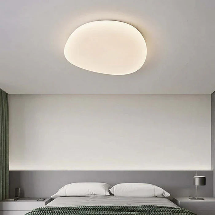 Organisk LED-loftlampe i naturlig stenform