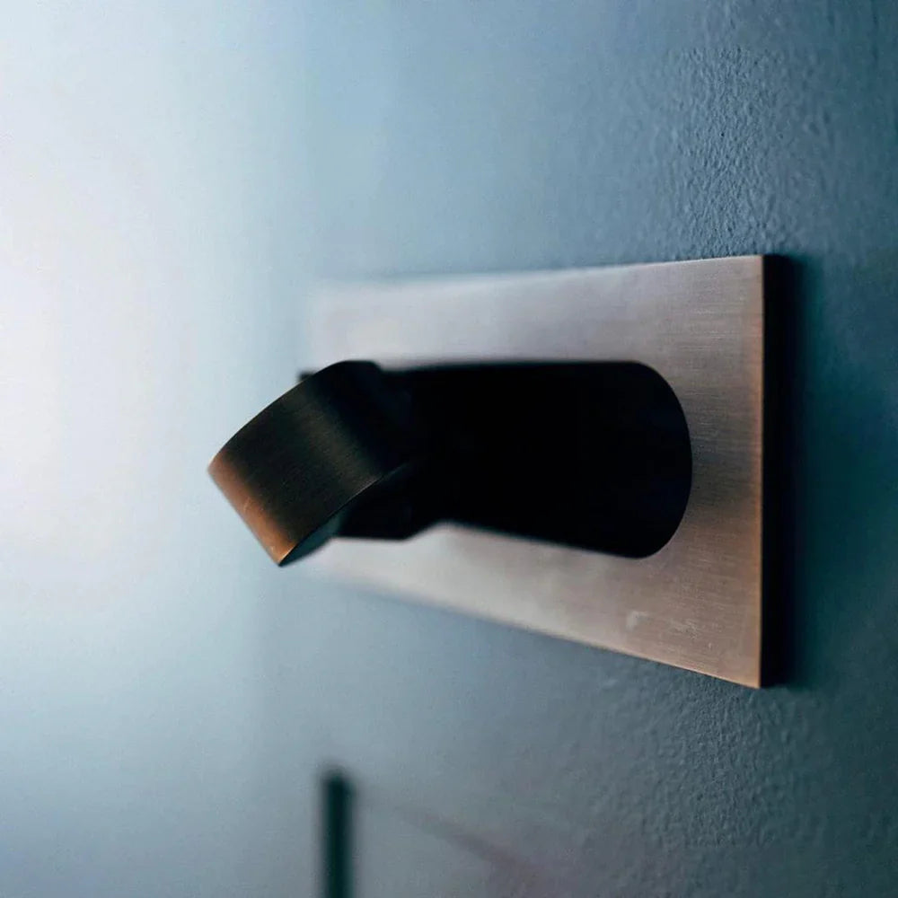 Moderne justerbar LED væglampe til læsning