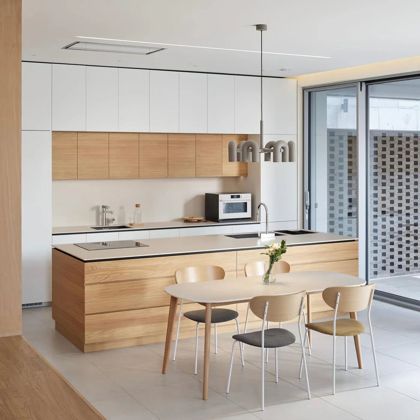 Skulpturel pendellampe med moderne design