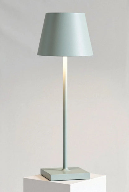 Moderne bordlampe med LED og touch-funktion