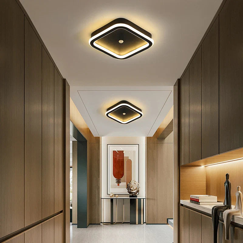 Moderne LED-loftlampe med geometrisk design