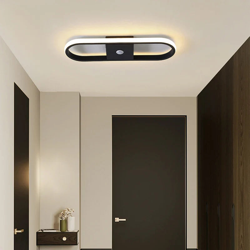 Moderne LED-loftlampe med geometrisk design