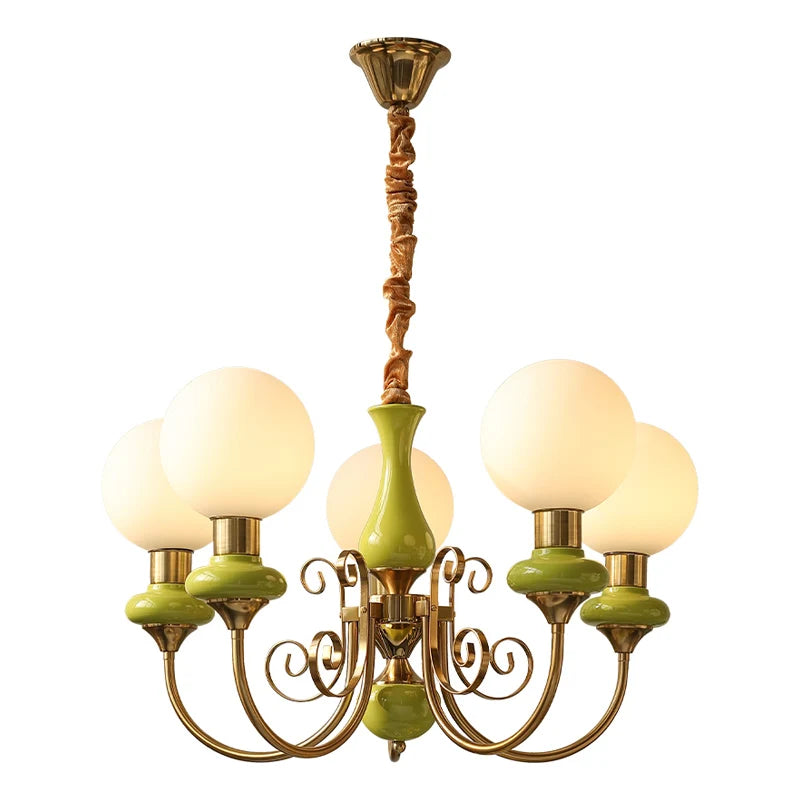 Elegant retro lysekrone med grønne detaljer
