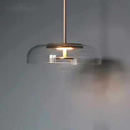 Moderne pendellampe med glasskærm