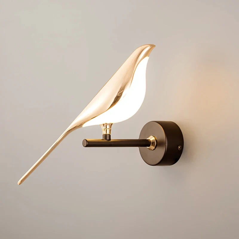 Væglampe med fugle-design og moderne stil