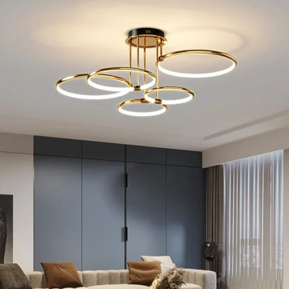 Moderne LED-loftlampe med ringe og geometrisk form