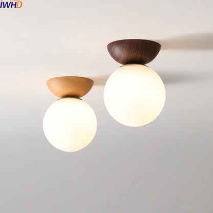 Moderne loftlampe i japansk stil med træbund – minimalistisk kugle