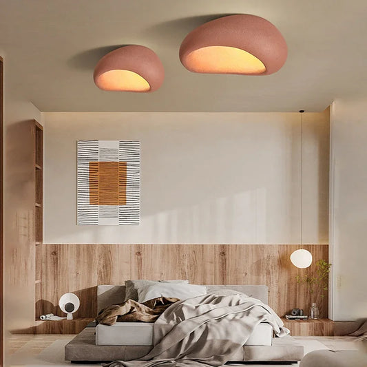Loftlampe i wabi-sabi stil – organisk LED-plafond med varmt lys