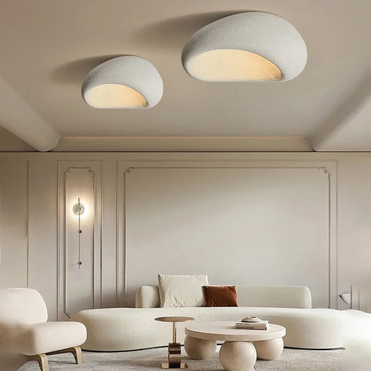 Loftlampe i wabi-sabi stil – organisk LED-plafond med varmt lys