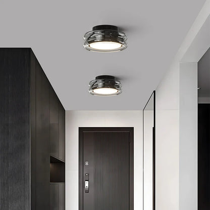 Moderne loftlampe med glasskærm