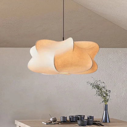 Loftlampe med silkeskærm i japansk wabi-sabi stil