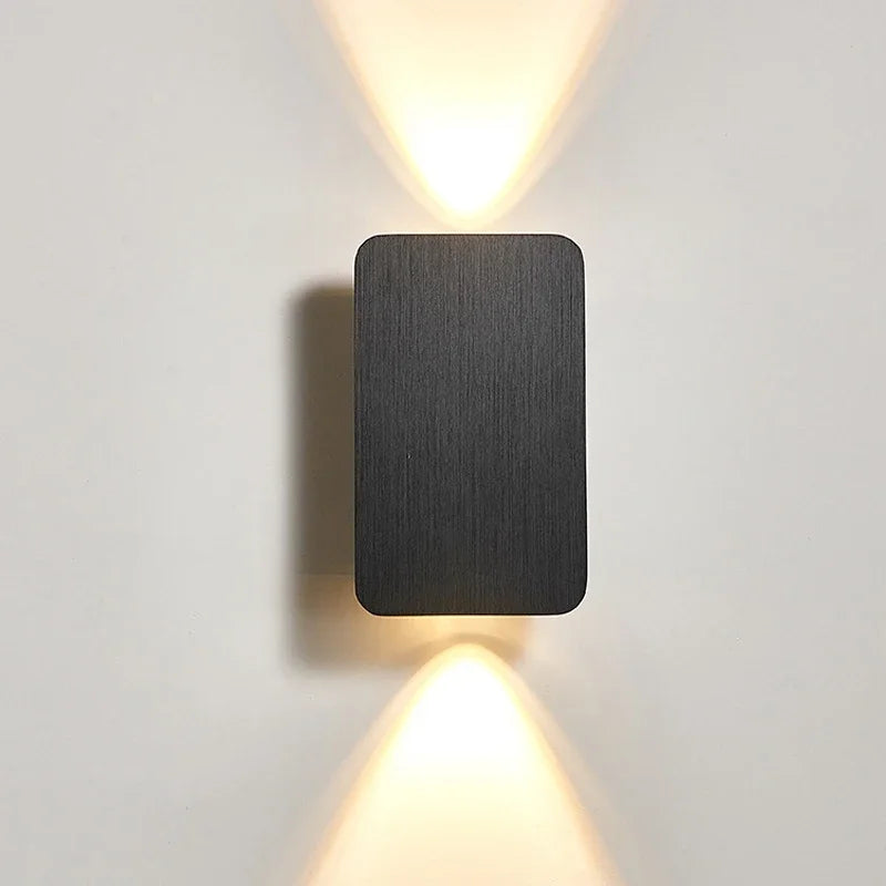 Moderne LED Væglampe – Minimalistisk Design