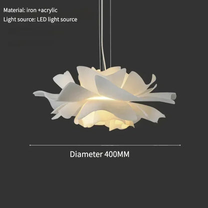 Pendellampe i lotusblomst-design – Dekorativ loftlampe med lagdelt skærm