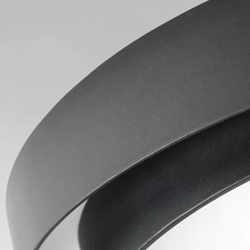 Moderne LED-loftlampe med rund design