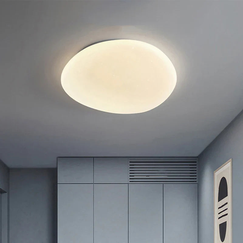 Organisk LED-loftlampe i naturlig stenform