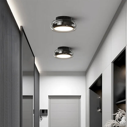 Moderne loftlampe med glasskærm