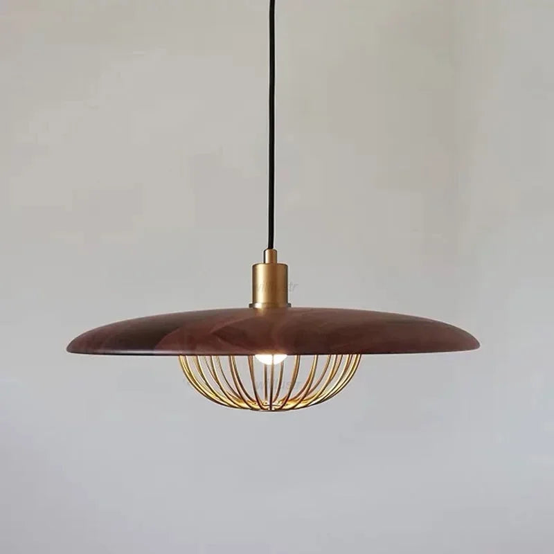 Industriel Pendellampe med Metalkuppel og Filigran Kurv