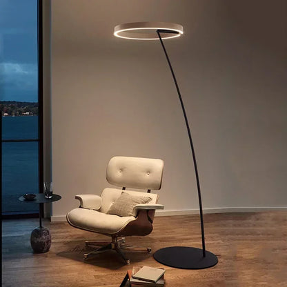 Moderne gulvlampe med rund ring-skærm og LED