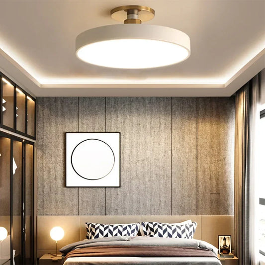 Rund LED-loftlampe i skandinavisk stil
