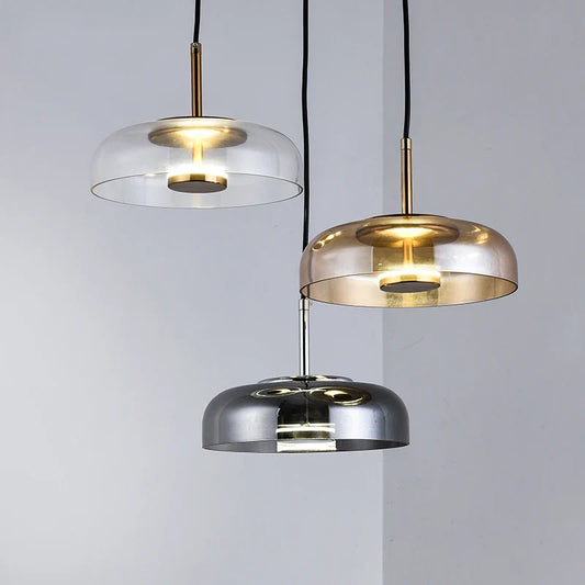 Moderne pendellampe med glasskærm