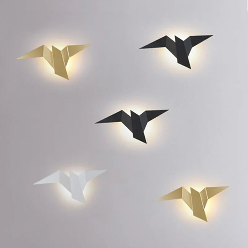 Moderne LED-væglampe med origami-fugl