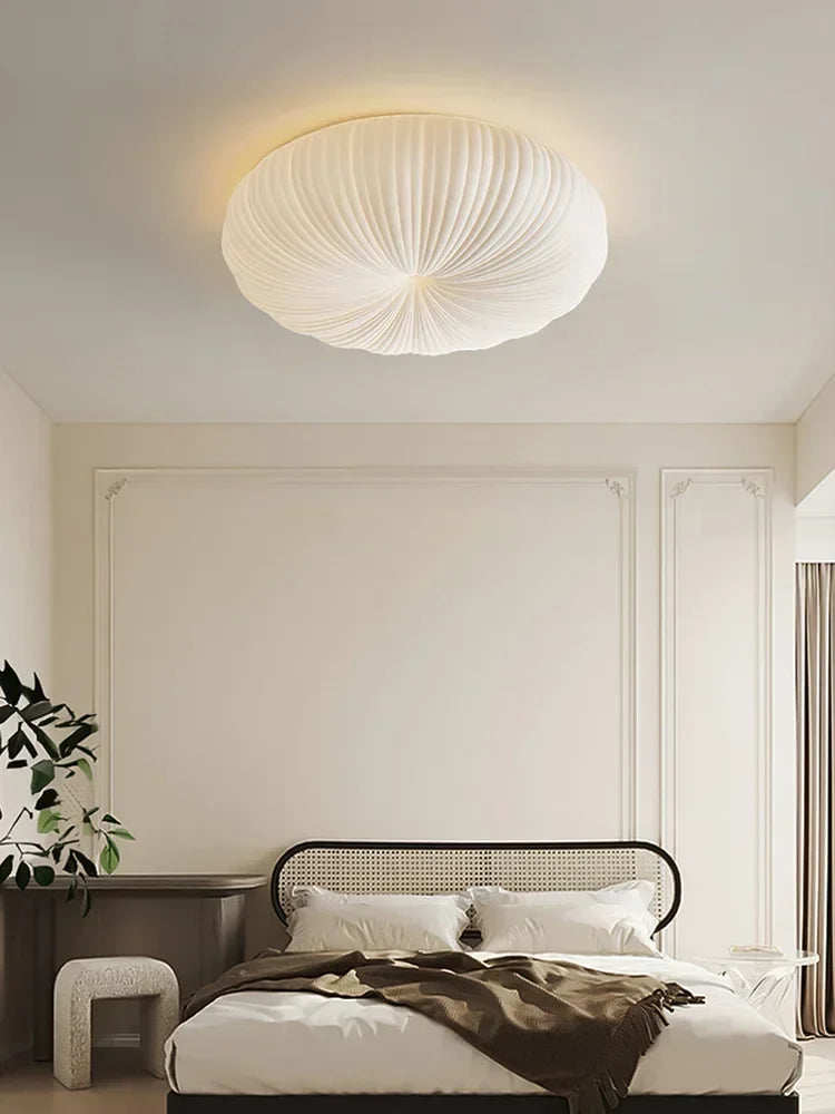 Moderne loftlampe med kuppelskærm – Inspireret af muslingen, japandi-stil
