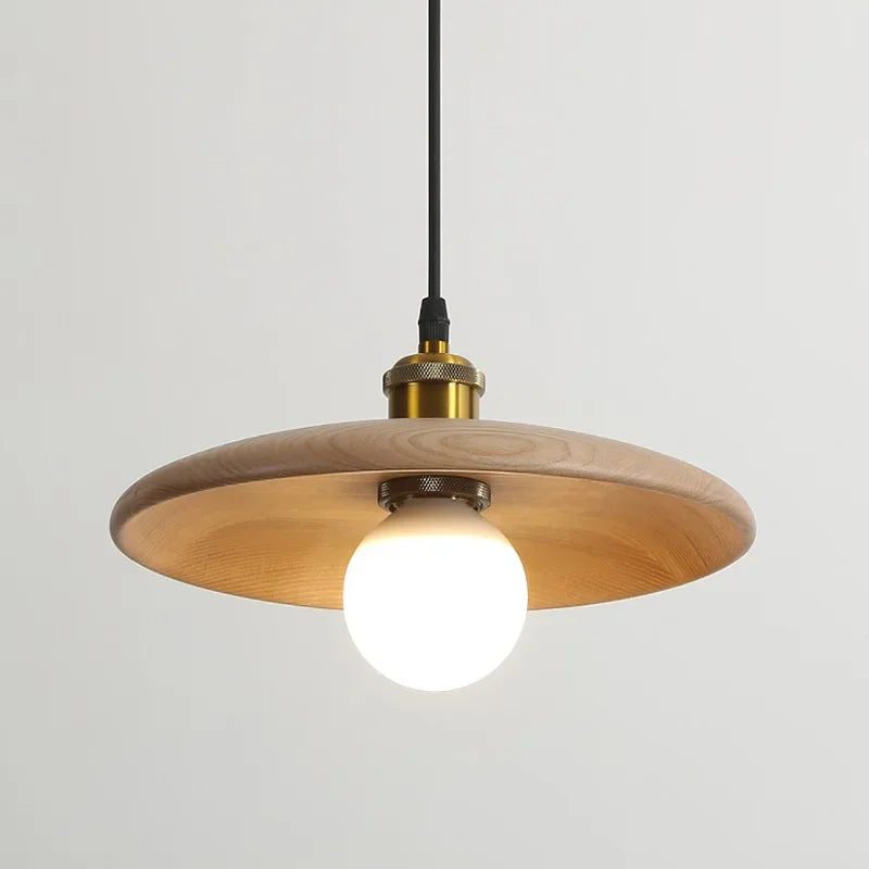 Skandinavisk pendellampe i træ – Minimalistisk loftlampe