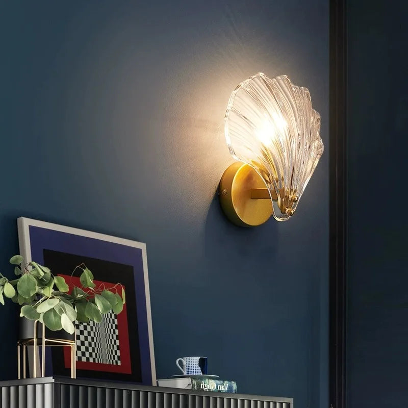 Væglampe med muslingeform og LED