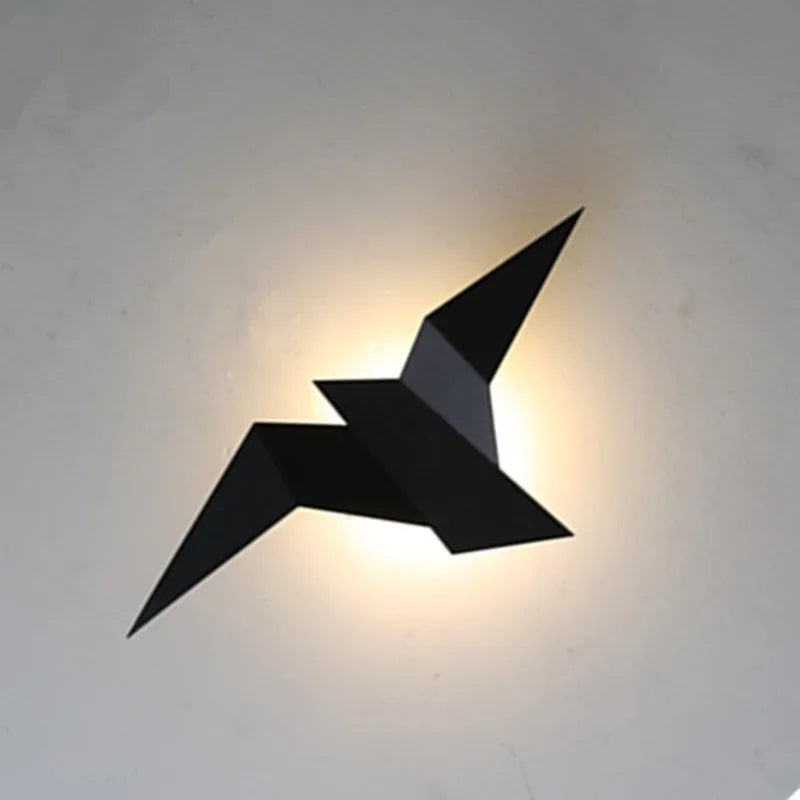 Moderne LED-væglampe med origami-fugl