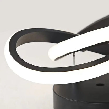 Moderne LED-loftlampe med geometrisk design