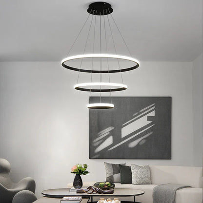 Moderne LED-pendellampe med 3D-ringe