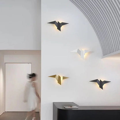 Moderne LED-væglampe med origami-fugl