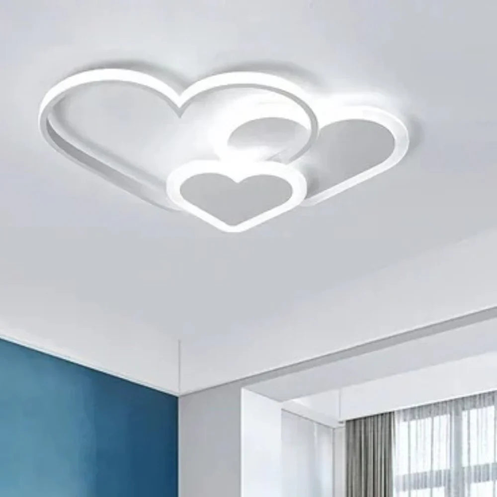 Moderne LED-loftlampe med hjerteformet design til børneværelset