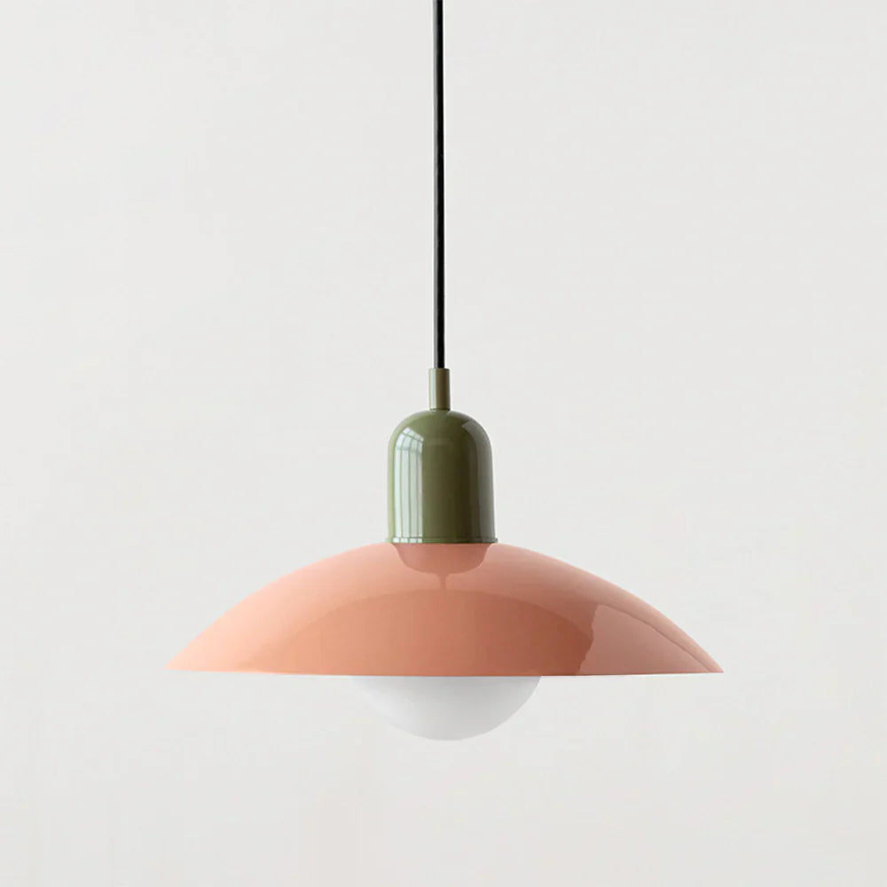 Moderne pendellampe med tofarvet design og Bauhaus-metalskærm
