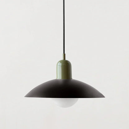 Moderne pendellampe med tofarvet design og Bauhaus-metalskærm
