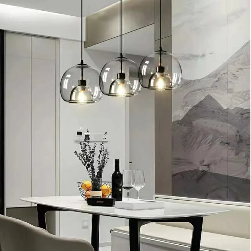 Pendellampe i glas med dobbelt skærm – industriel stil