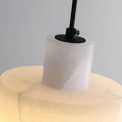 Pendellampe med Marmorkuppel – Minimalistisk Elegance